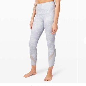 Lululemon Wunder Under High-Rise *Roll Down Scallop Full-On Luxtreme 23" size 10